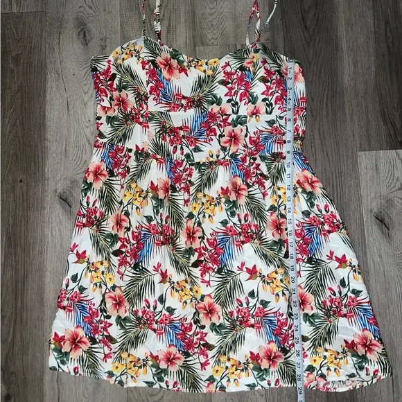 NWT New Look Multicolor Floral Tropical Dress - Picture 6 of 10
